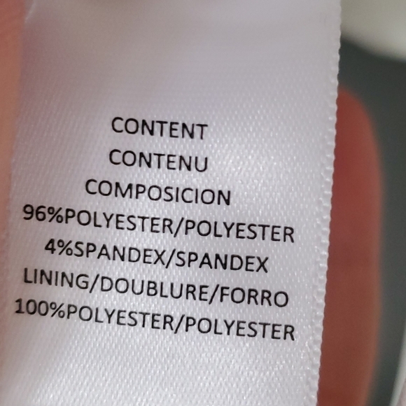 Wayf Smocked Delancy V-Neck Top - Picture 11 of 11